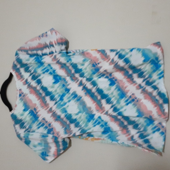 Butter Soft Scrub Medical Professional Floral and Abstract Patterned Bundle 4 - Picture 4 of 13